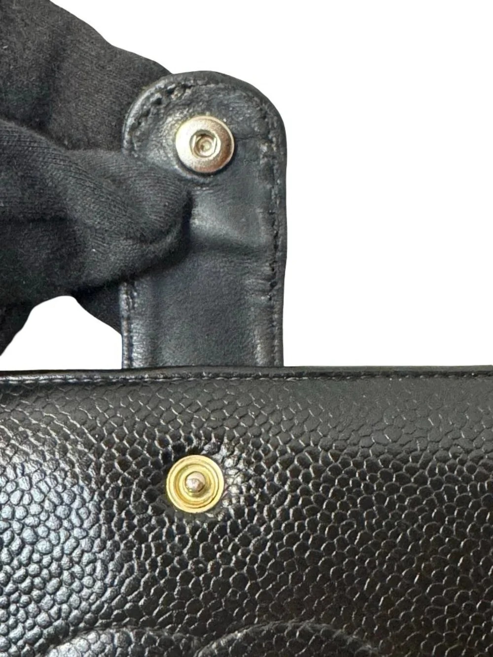 Chanel Vintage Timeless CC Caviar Leather Long Wallet Black Kisslock